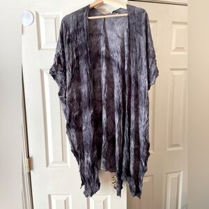 Flowy Lightweight Duster